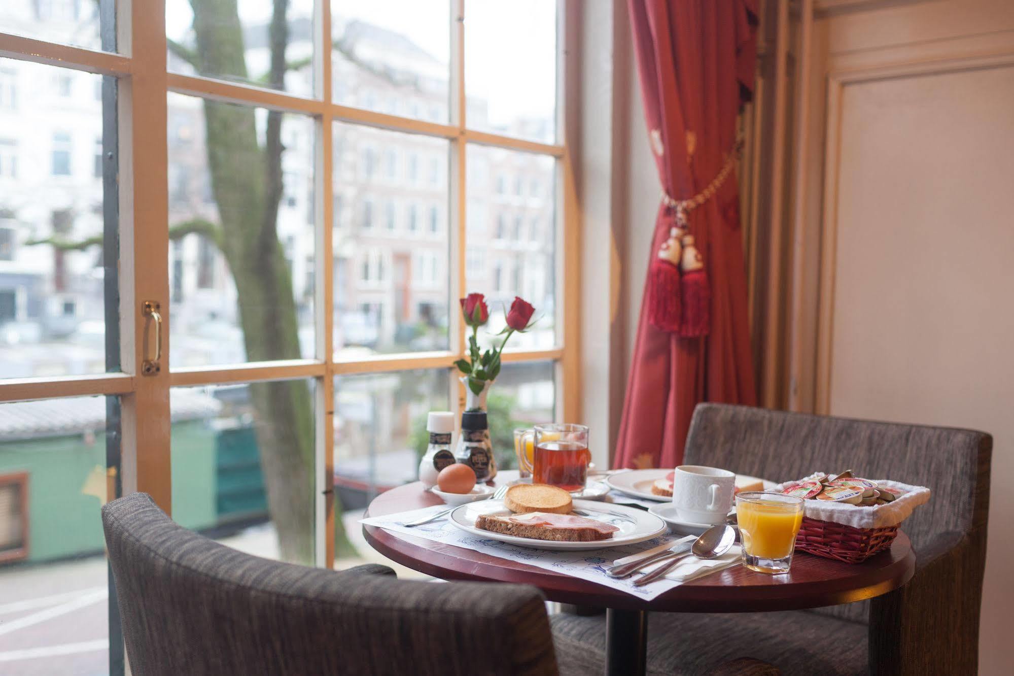 The Townhouse Hotel Amsterdam Bagian luar foto
